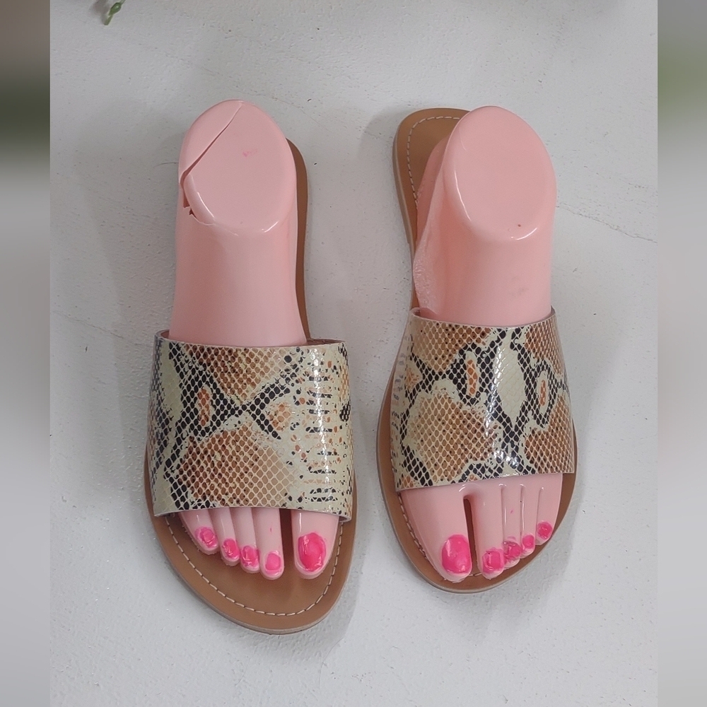 Beach Riot Cream and Tan Snakeskin Sandals